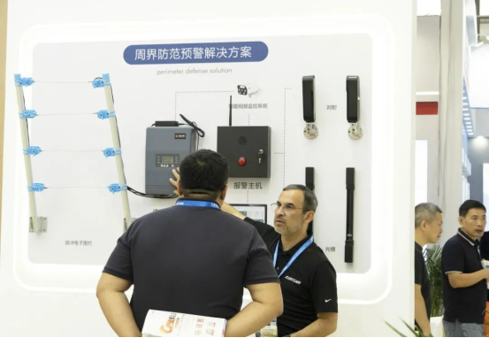 展會(huì)進(jìn)行時(shí)-現(xiàn)場(chǎng)直擊-2023安博會(huì)第二天,刻銳繼續(xù)精彩 展會(huì)進(jìn)行時(shí)-現(xiàn)場(chǎng)直擊-2023安博會(huì)第二天,刻銳繼續(xù)精彩